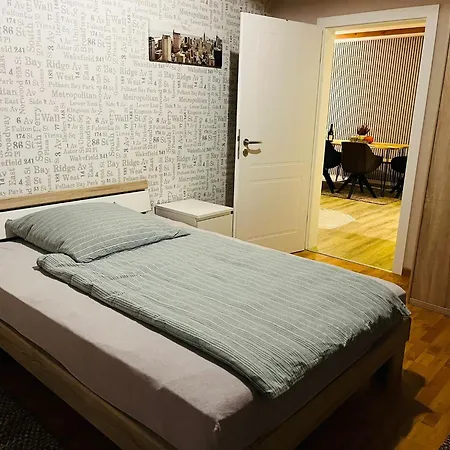 Gemuetliche Heidschnucke *